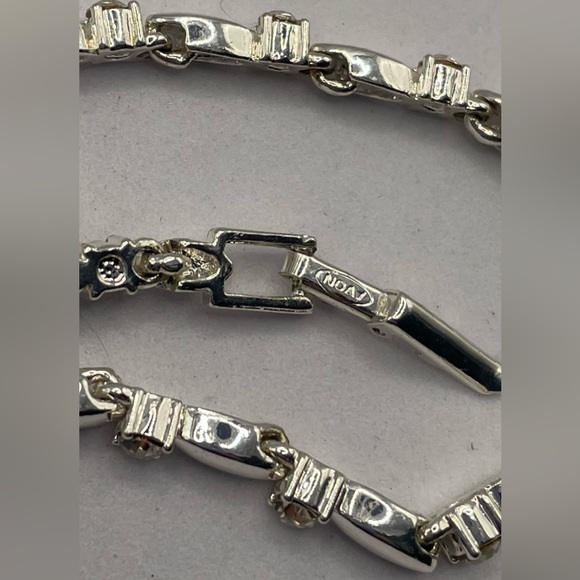 3 for $30 Vintage Avon Signed Cubic Zirconia Silver Plated Bracelet - Picture 7 of 12